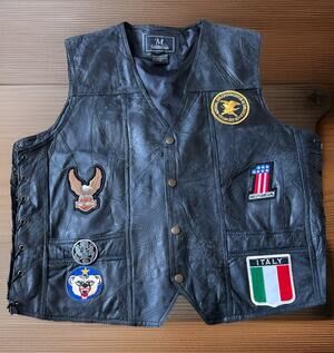Men's Black Leather Motorcycle Biker Vest with LIVE to Ride Patch Size 46-48